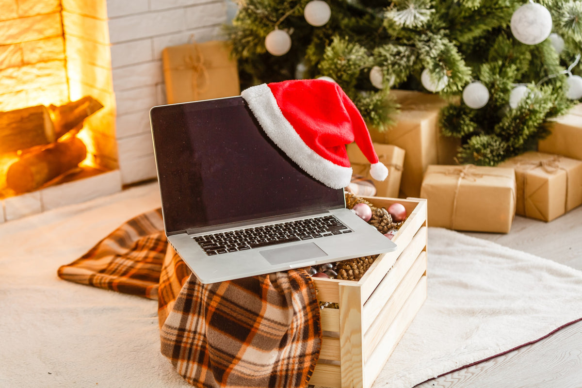 7 Tips for Throwing a Virtual Office Holiday Party They'll Want to Attend