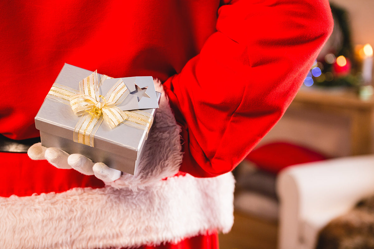 How to Do a Socially Distanced Secret Santa during COVID
